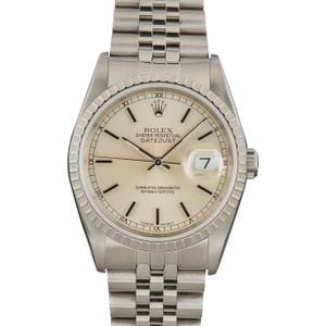 Pre-Owned Rolex Datejust 16220 Silver Index Dial