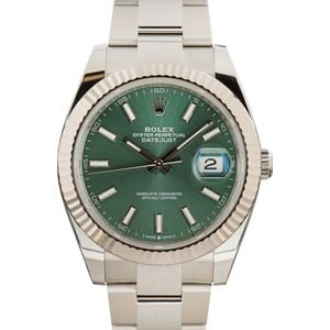 Rolex Datejust 41 Ref 126334 Green Dial