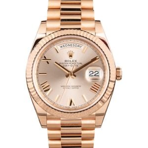 Rolex Day-Date 40 ref 228235 18k Rose Gold