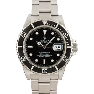 Pre-Owned Rolex Submariner 16610 Black Dial