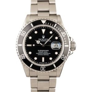 Pre-Owned Rolex Submariner 16800 Black Timing Bezel