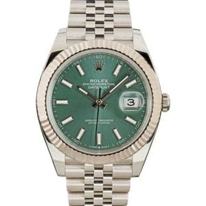 Rolex Datejust 41 Ref 126334 Green Dial