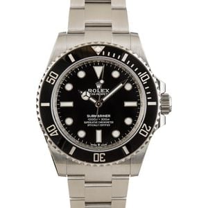 Pre-Owned Rolex Submariner 124060 Black