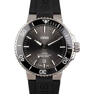 Oris Aquis Titanium Date