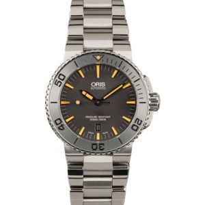 Oris Aquis Date Gray & Orange Dial