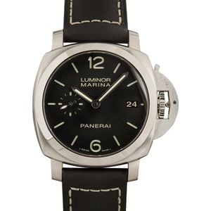 Pre-owned Panerai Luminor Marina Black Dial