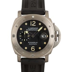 Panerai Luminor Submersible PAM 025